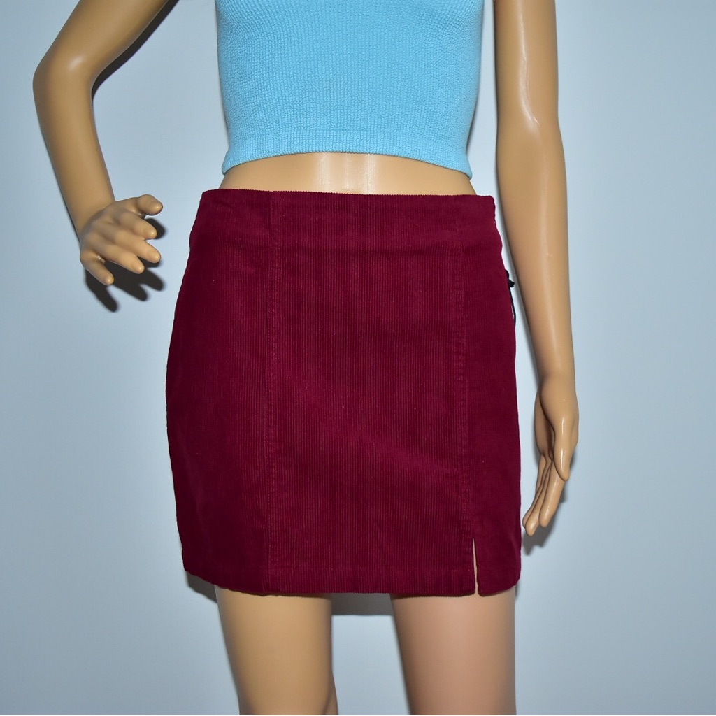 Angel Kiss Women’s Corduroy Mini Skirt Burgundy Size M